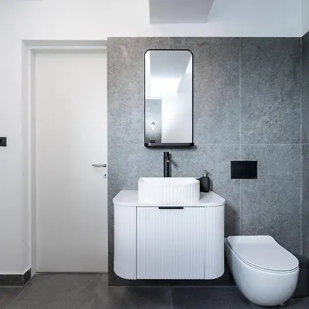 Appartement Amber 2bdr Bucarest