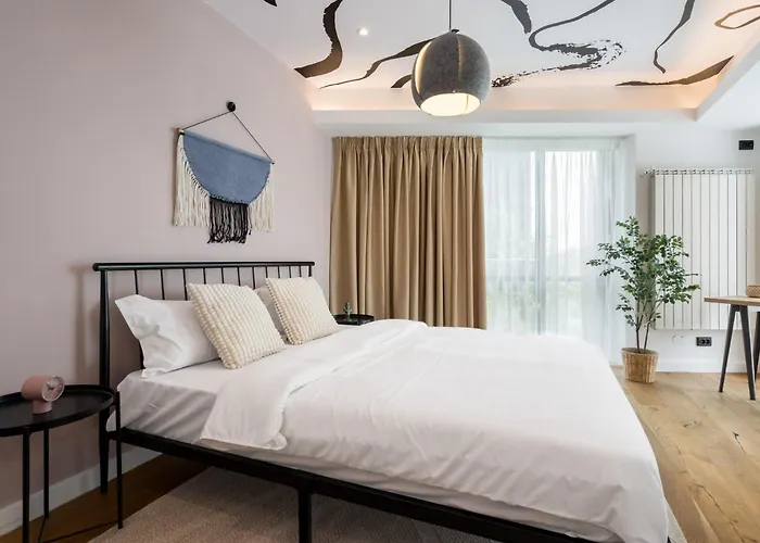 Amber 2bdr * Bucarest