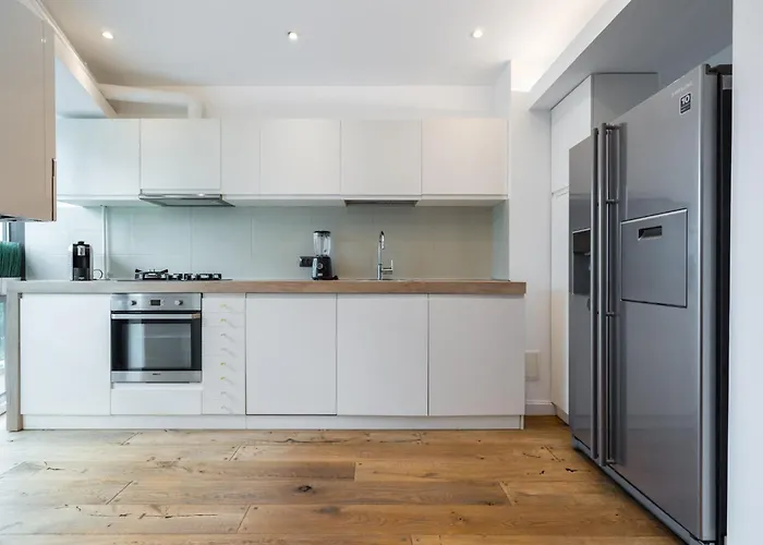 Amber 2bdr Apartament